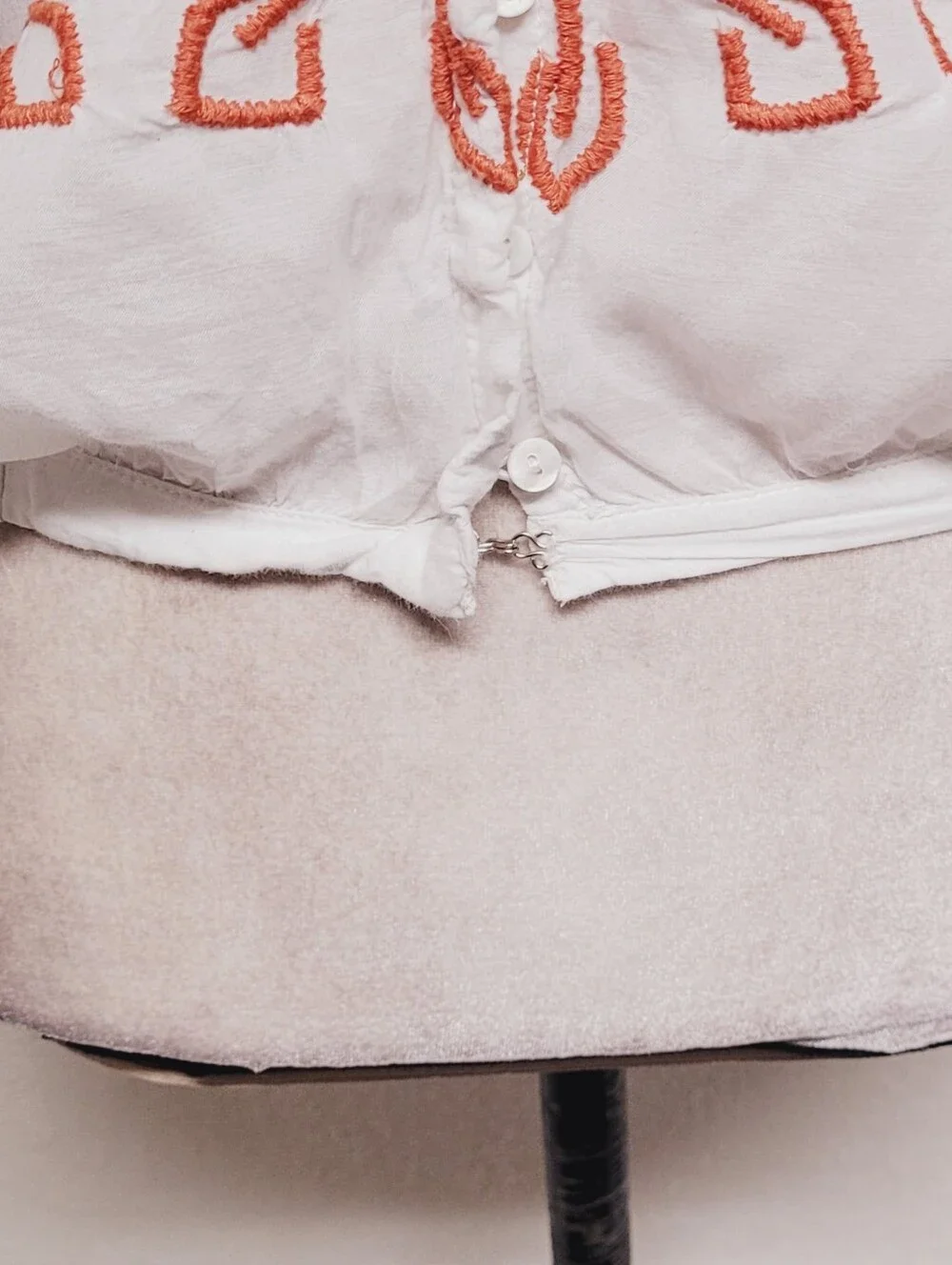 Free People White Burnt Orange Floral Flared Quarter Sleeve Blousen Top XS